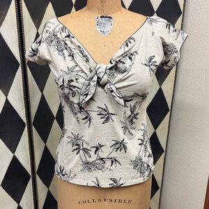 Hell Bunny Front Tie Key Hole Blouse Hawaiian Print